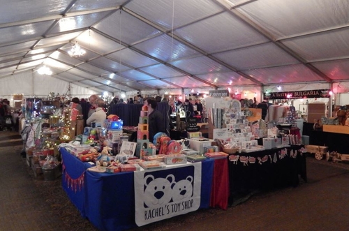 Christmas Craft &amp; Gift Fair at Capesthorne Hall Macclesfield, Creative Crafts Association - Ref